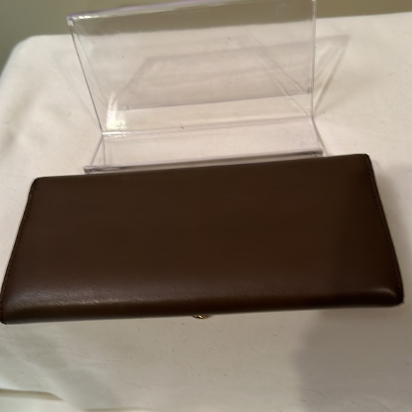 Fendi Roma as seen on pic on logo-long wallet dark tan/ light brown in EUC - Picture 8 of 10